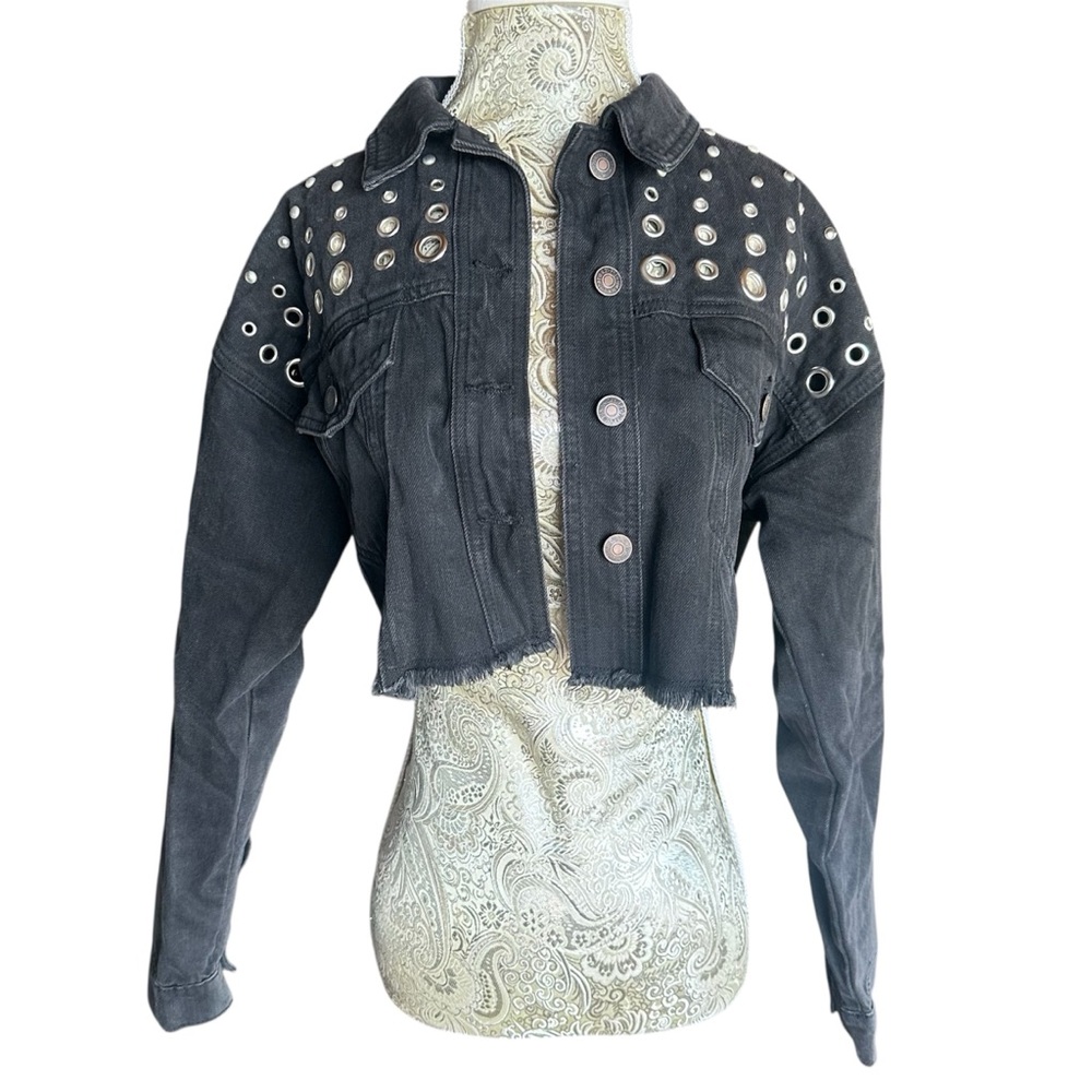 Y2K Cropped Metal Silver Studded Vintage Jean Denim Jacket Bikercore Size Medium